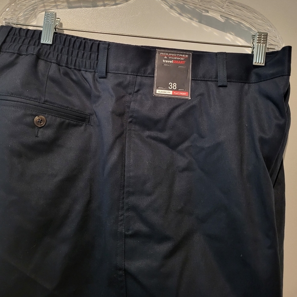 Roundtree and Yorke Summer Shorts Sz.38 - Picture 4 of 7